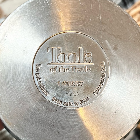 Tools Of The Trade Stainless Steel Pot With Glass Lid Size 1 Quart - Picture 11 of 12